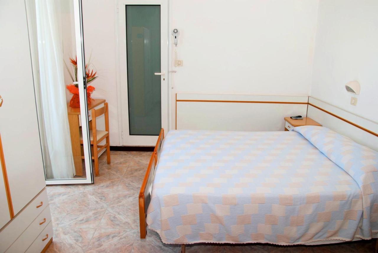 Hotel Silvana Bellaria – Igea Marina Kültér fotó