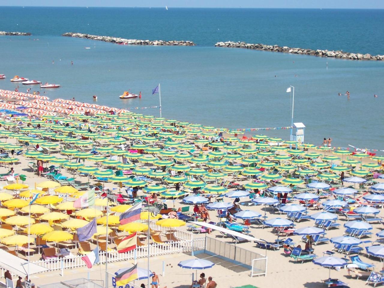 Hotel Silvana Bellaria – Igea Marina Kültér fotó